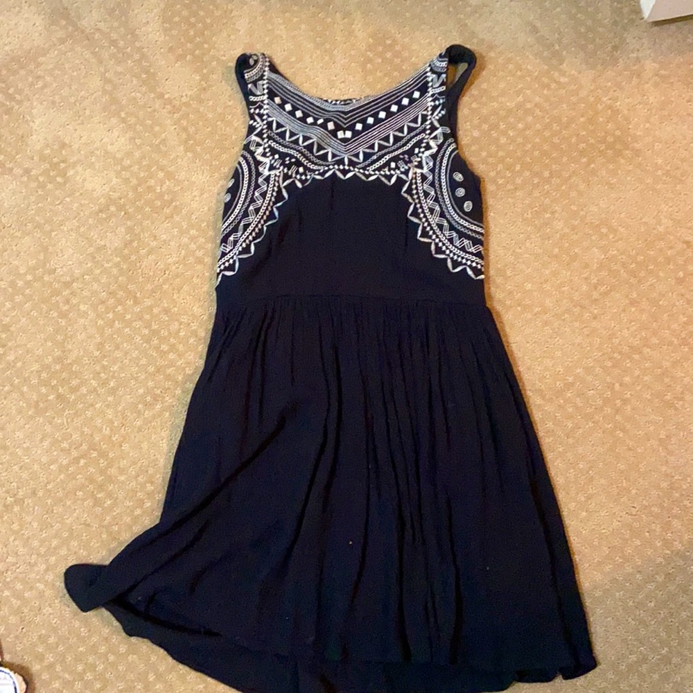 Xhiliration size M dress